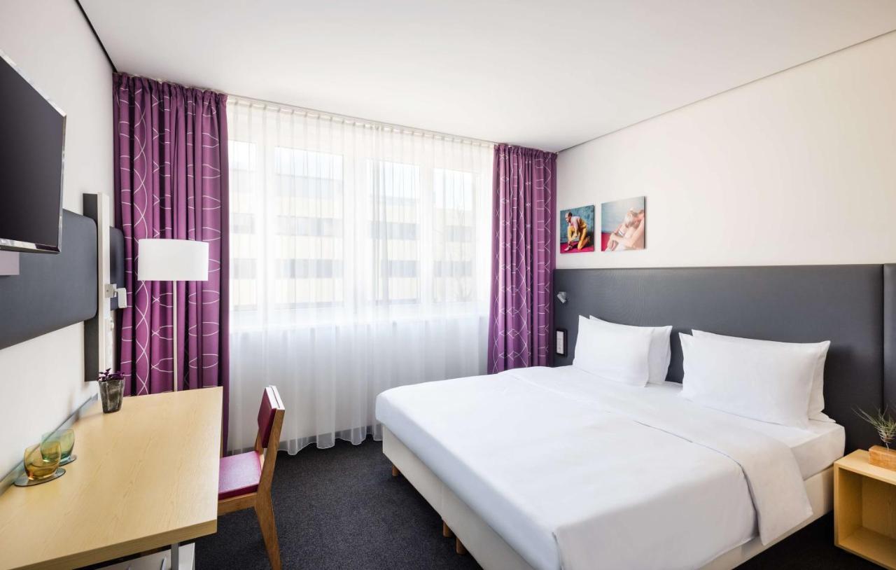 Lindner Hotel Frankfurt Sportpark, Part Of Jdv By Hyatt Frankfurt am Main Exterior foto